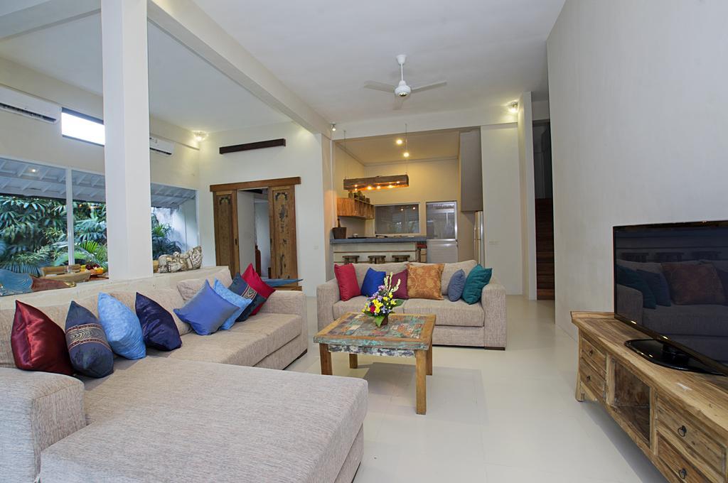 Villa Arushi Семиняк Екстериор снимка