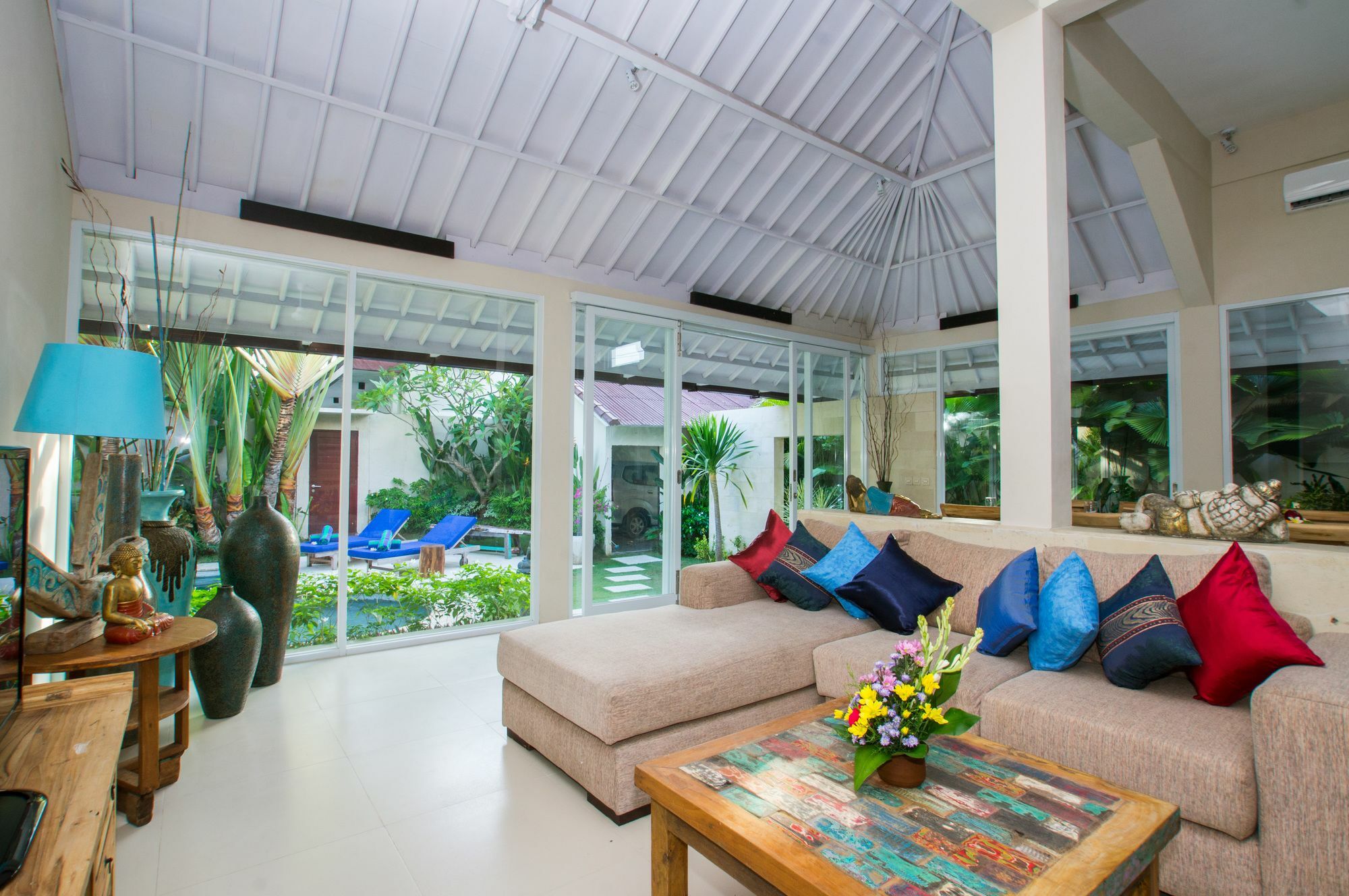 Villa Arushi Семиняк Екстериор снимка