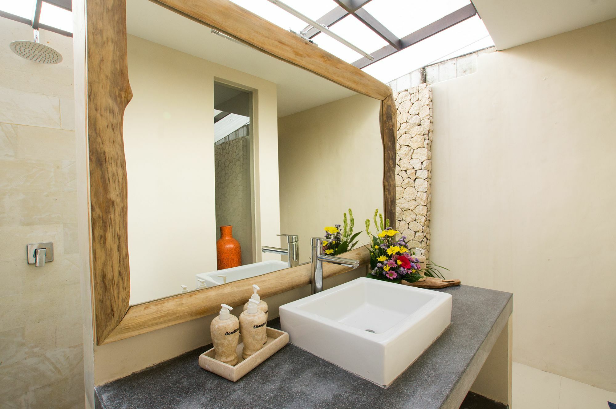 Villa Arushi Семиняк Екстериор снимка